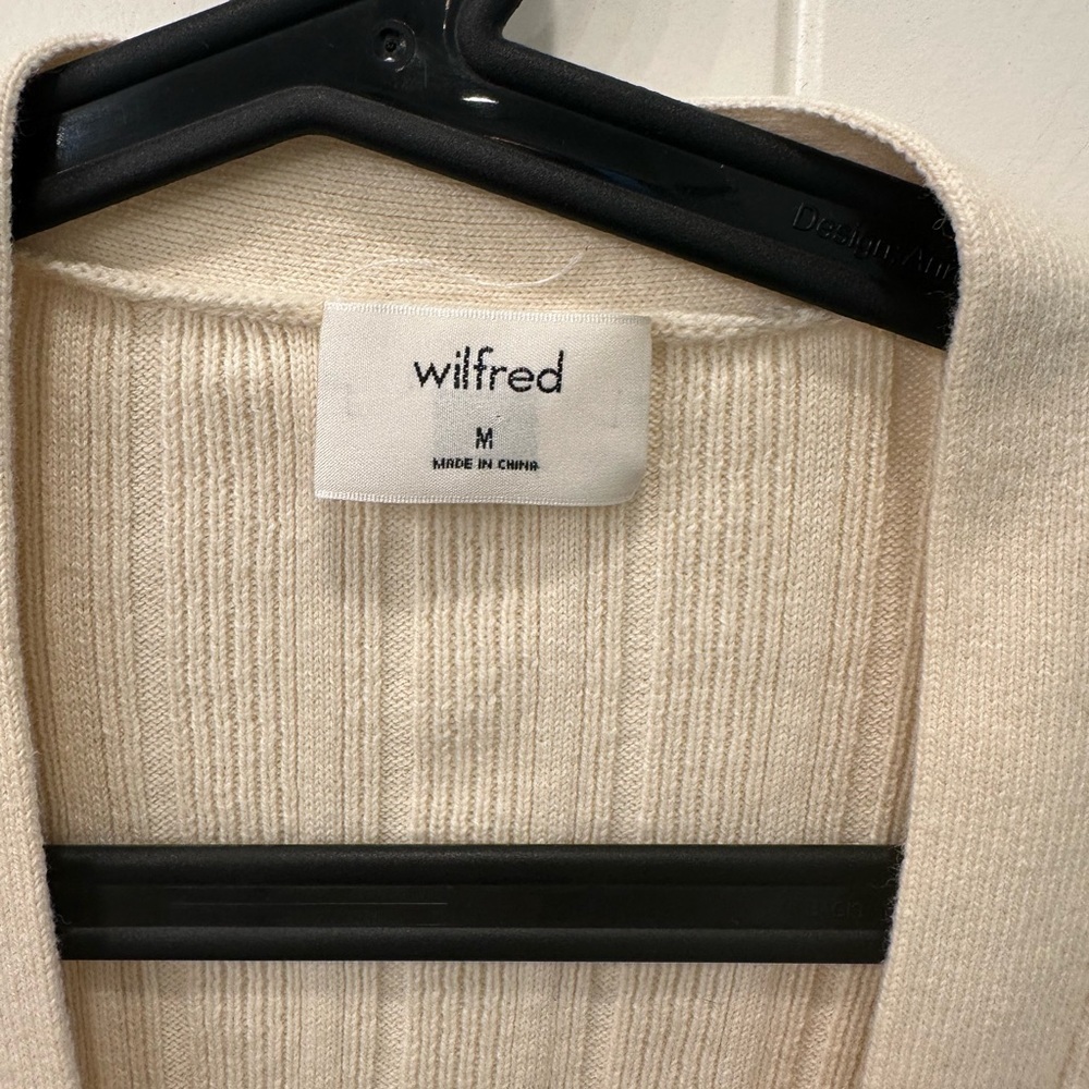 Aritzia Wilfred Thais Plunge Button Ribbed Cardigan - Picture 5 of 6